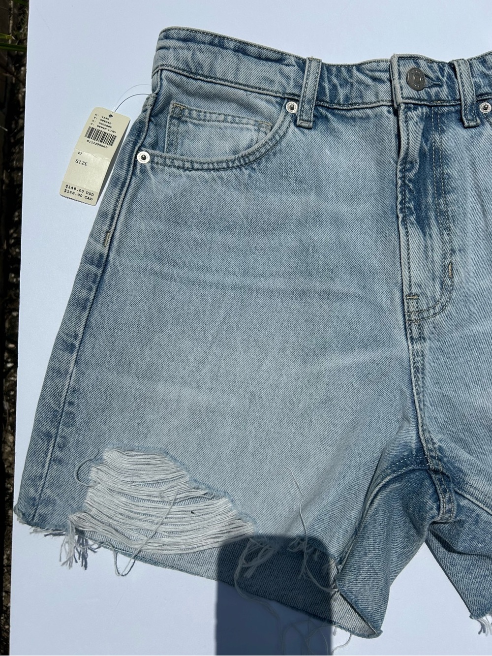 NWT🌷(27) Reformation Saige High-Rise Denim Shorts - Picture 3 of 13